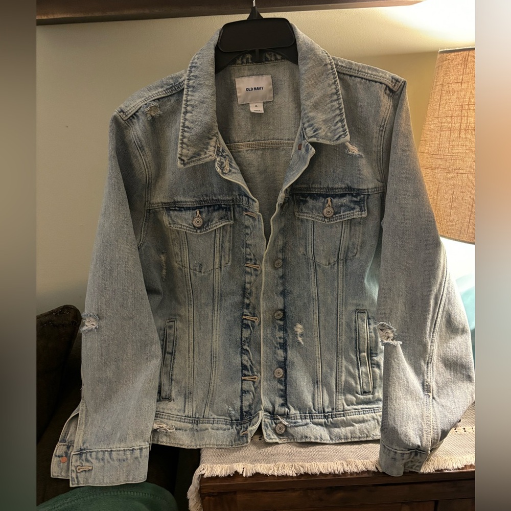 Women’s XL Old Navy Distressed Jean Jacket